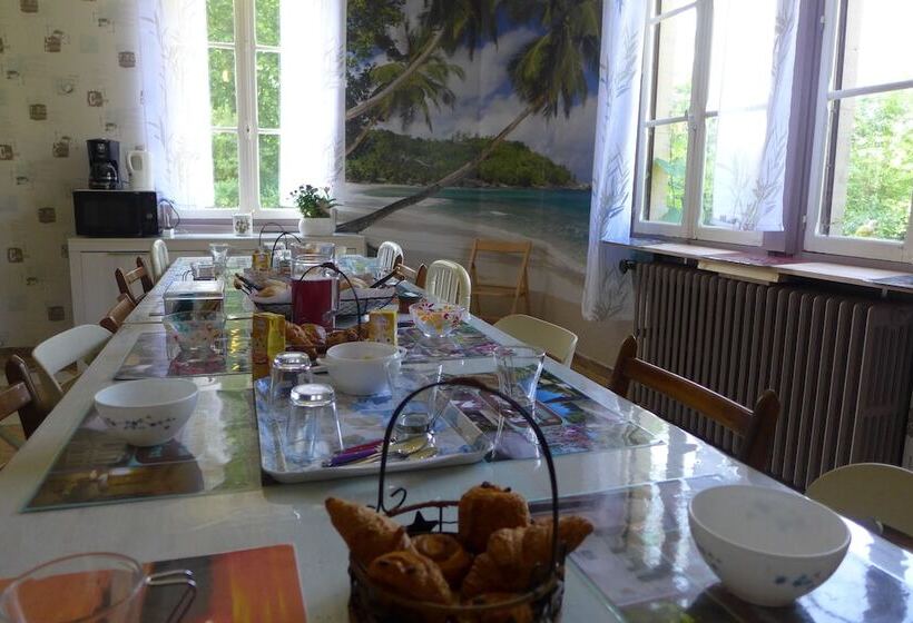 مبيت وإفطار Domaine De L Arche De René