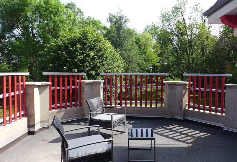 مبيت وإفطار Domaine De L Arche De René