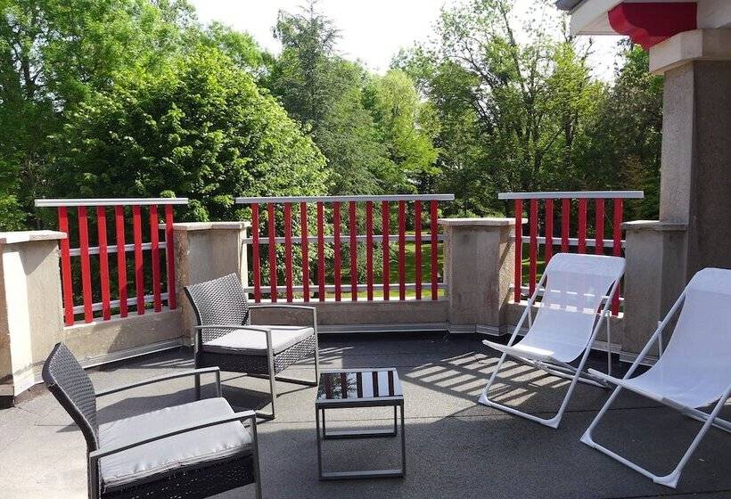 مبيت وإفطار Domaine De L Arche De René