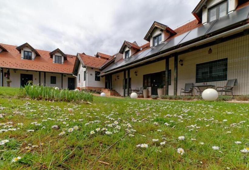 צימר Kosbor Panzió