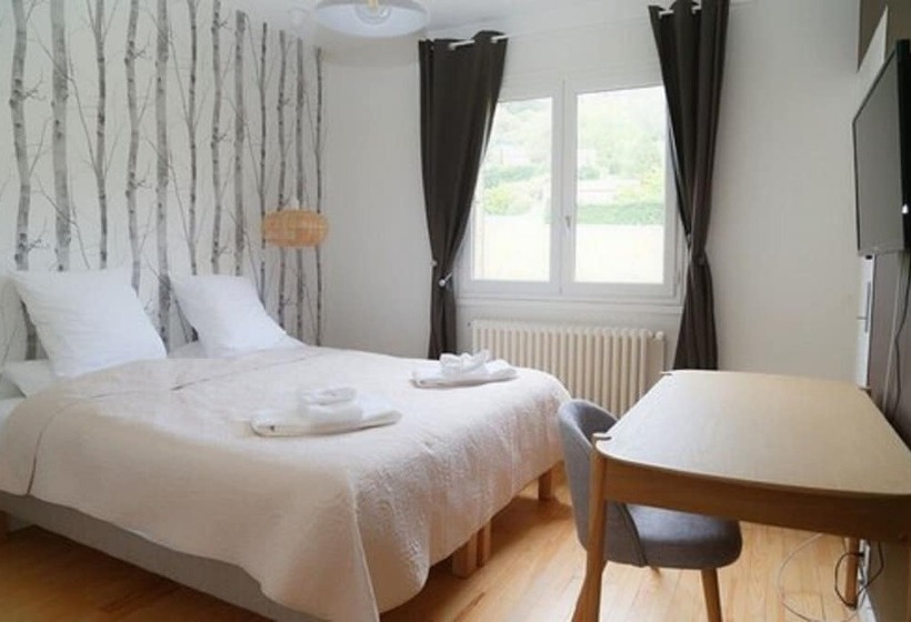 Bed and Breakfast L ôben