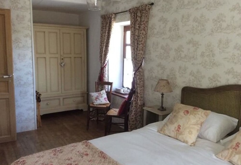 Bed and Breakfast La Maison Du Poirier
