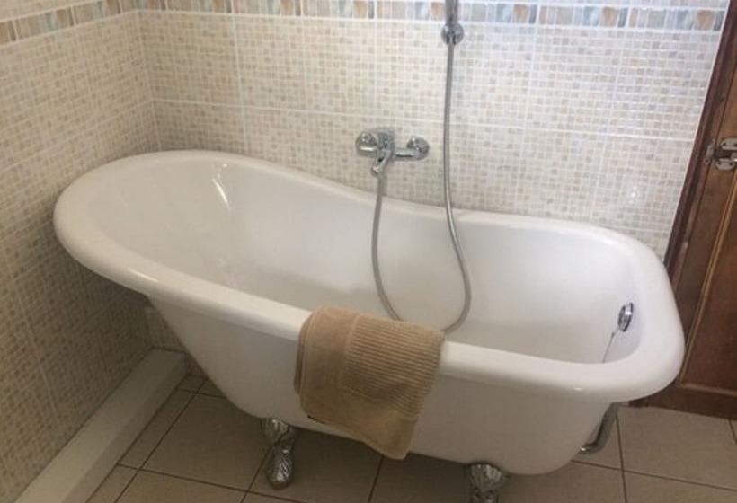 Bed and Breakfast La Maison Du Poirier