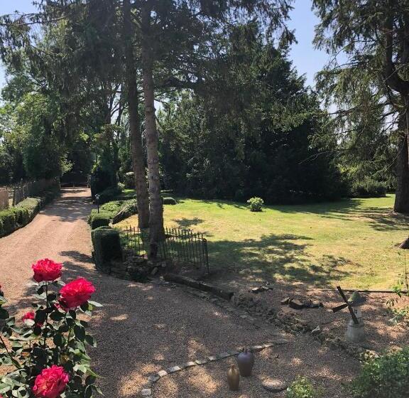 민박 Le Domaine Du Moulin Foulon