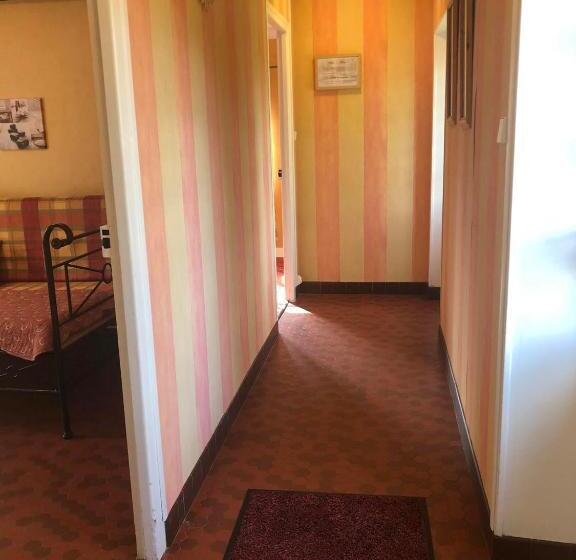 민박 Le Domaine Du Moulin Foulon