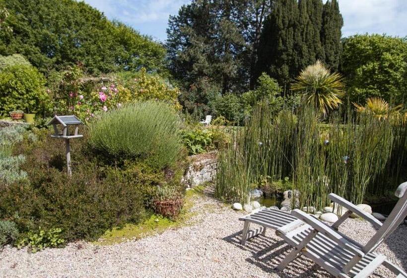 ベッドアンドブレックファースト Le Manoir De Juganville