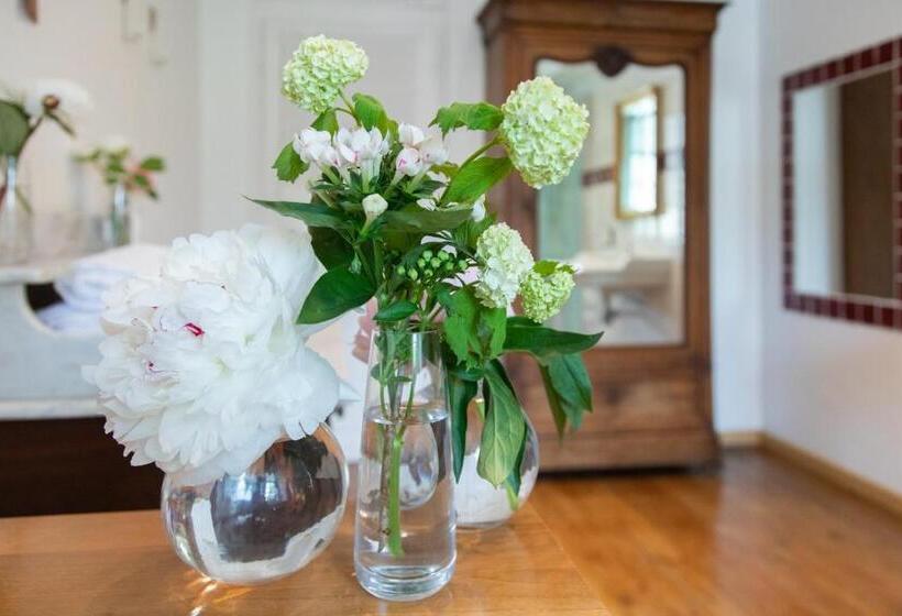 ベッドアンドブレックファースト Le Manoir De Juganville