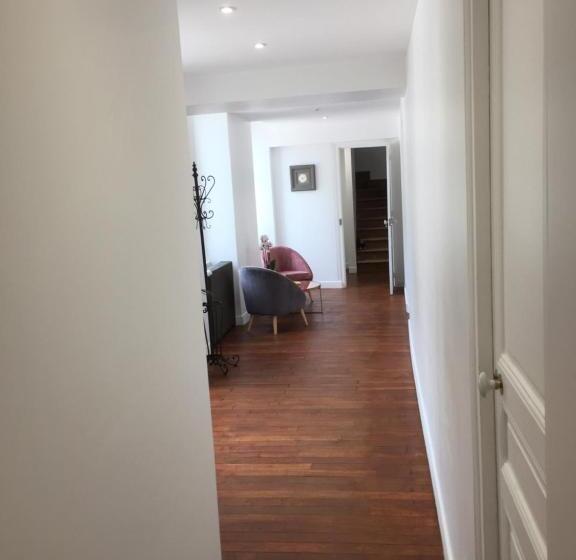 مبيت وإفطار Le Moulin Bleu