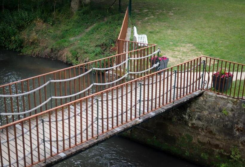 مبيت وإفطار Le Moulin Bleu