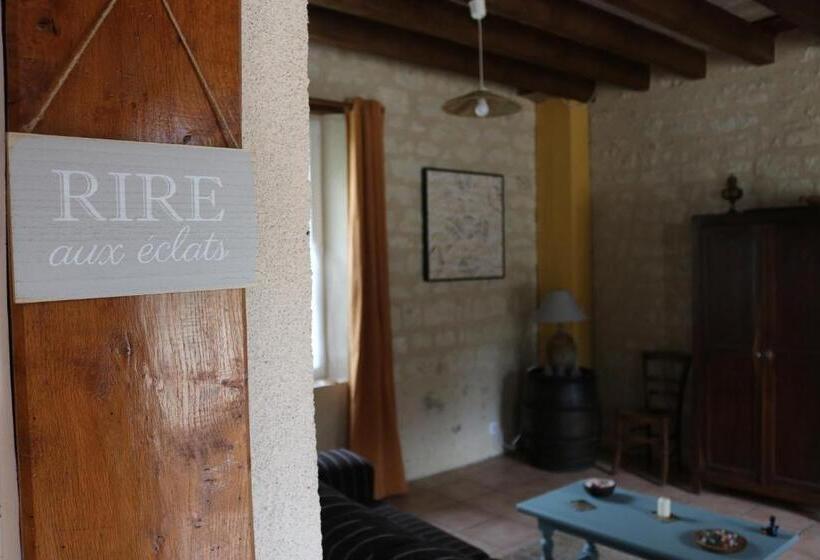 مبيت وإفطار L Autre Monde