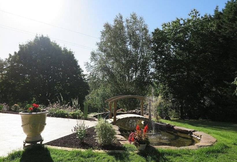 ベッドアンドブレックファースト Le Pré Aux Biches