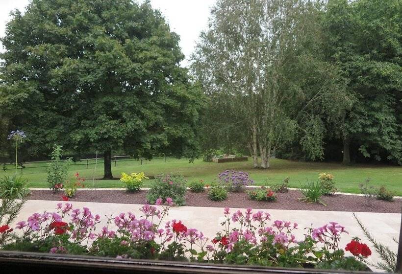 ベッドアンドブレックファースト Le Pré Aux Biches