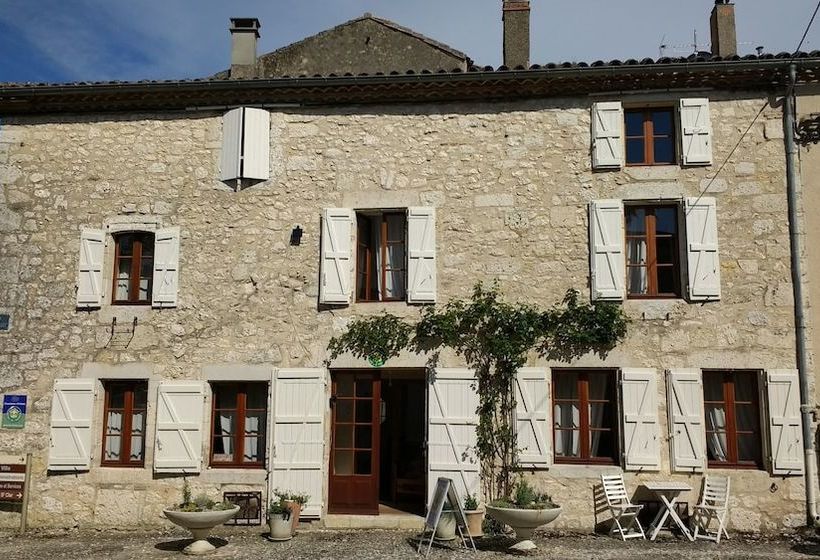 ベッドアンドブレックファースト Le Tournesol Saint Clar