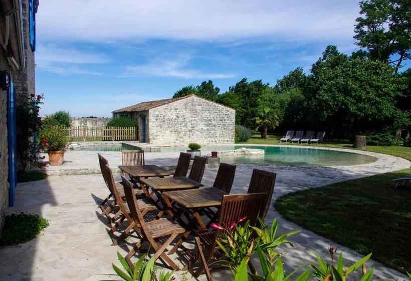 مبيت وإفطار Logis Saint Léonard