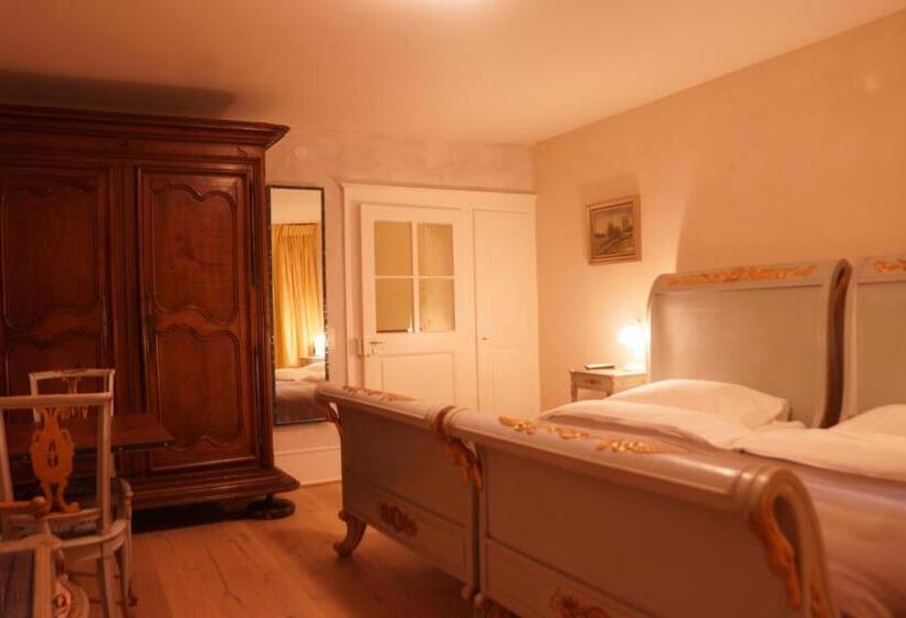 Bed and Breakfast Maison Junod