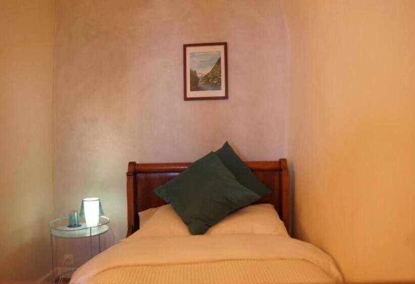 Bed and Breakfast Maison Junod