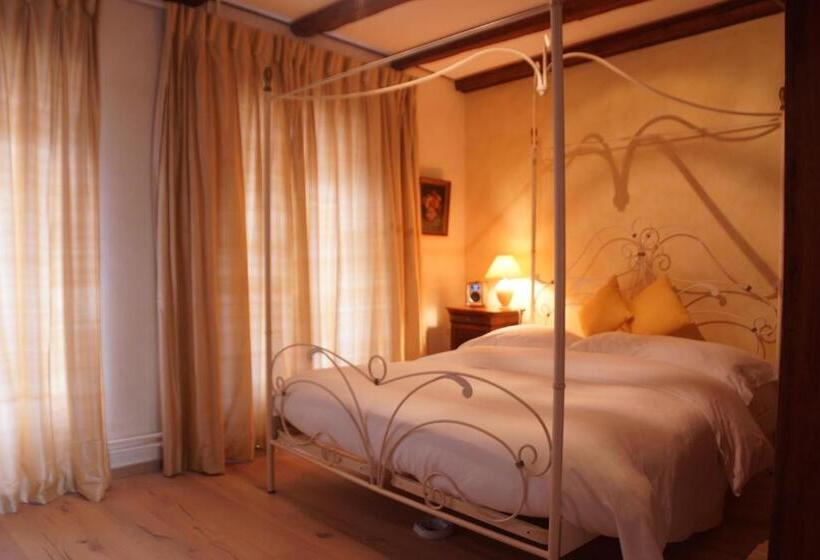 Bed and Breakfast Maison Junod