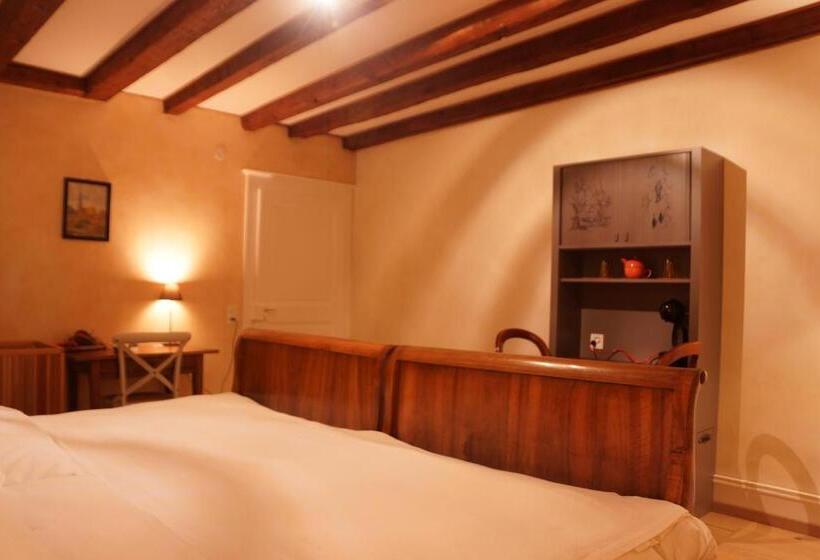 Bed and Breakfast Maison Junod