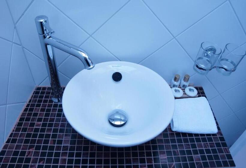 Bed and Breakfast Maison Junod