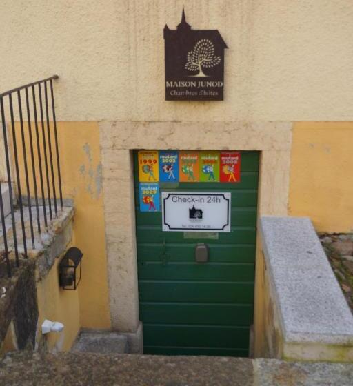 Bed and Breakfast Maison Junod