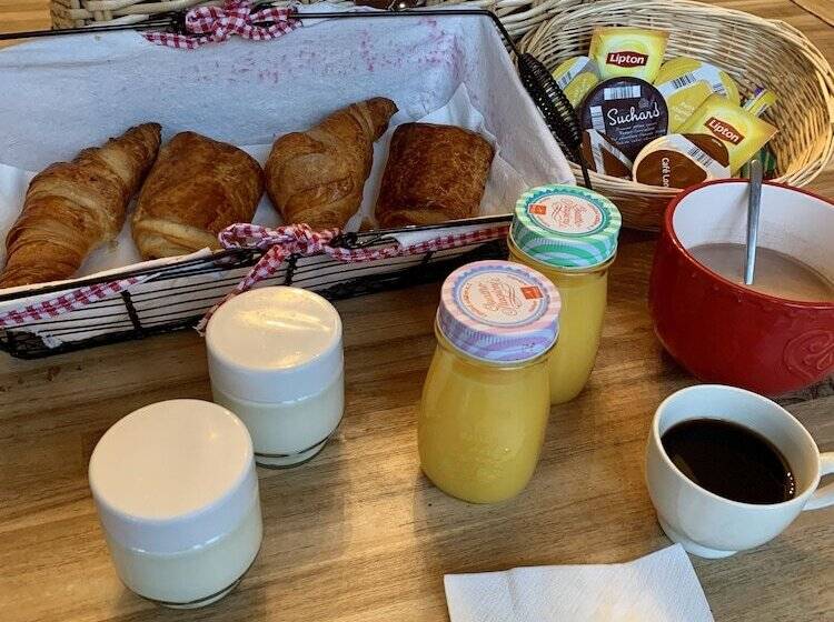 مبيت وإفطار Manoir De Bois En Ardres