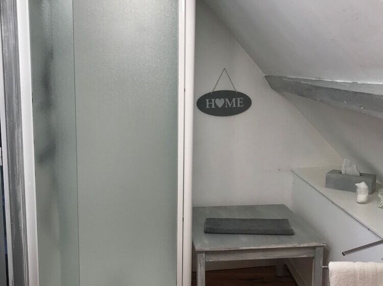 مبيت وإفطار Manoir De Bois En Ardres