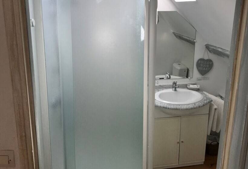 مبيت وإفطار Manoir De Bois En Ardres