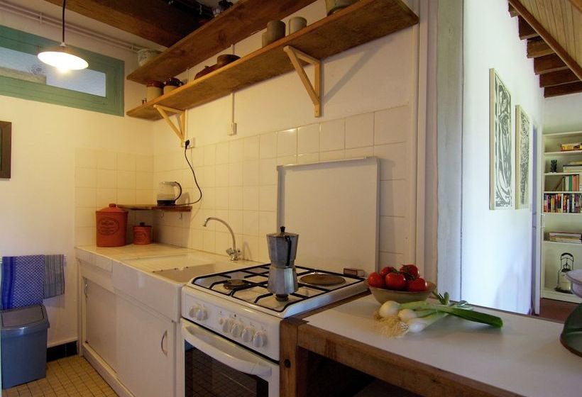 Charming Cottage In Ladignaclelong With Garden