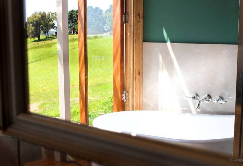 Compass Hut