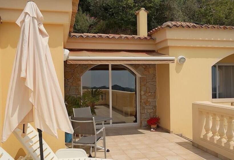 فندق فئة نجمة واحدة Villa Santa Giusta
