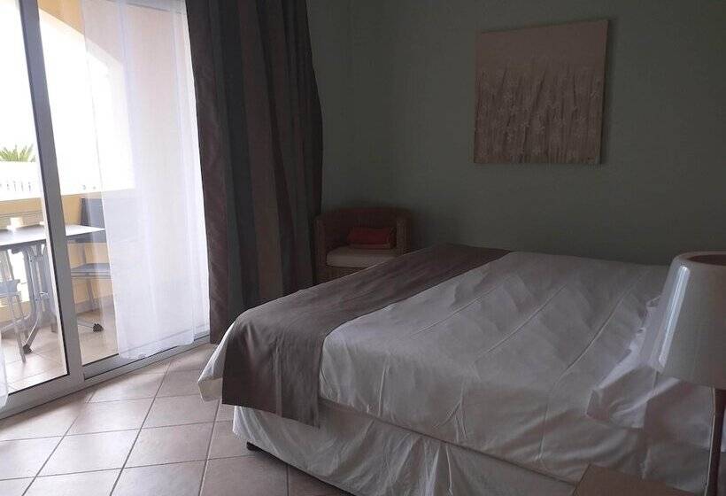 فندق فئة نجمة واحدة Villa Santa Giusta