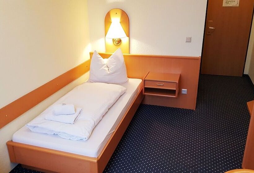 هتل Altberesinchen