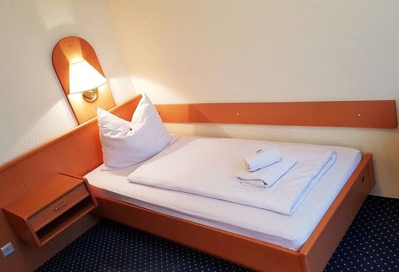 هتل Altberesinchen