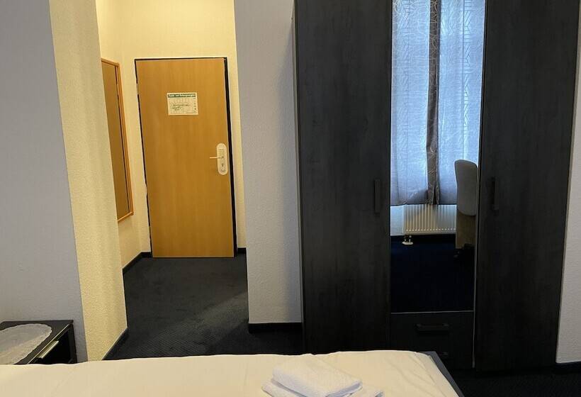 هتل Altberesinchen