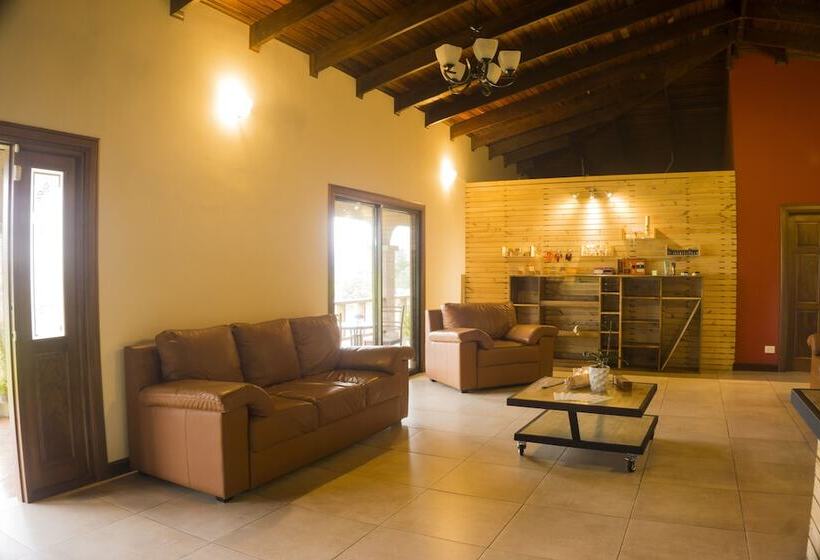 בית מלון כפרי Ananta Wellness & Retreat