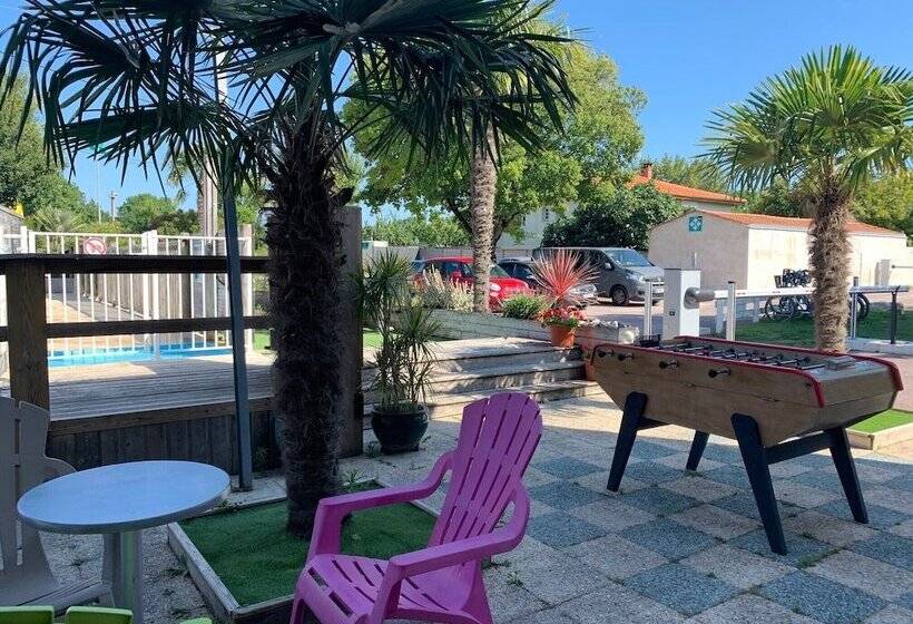 בית מלון כפרי Team Holiday   Camping Du Petit Pont