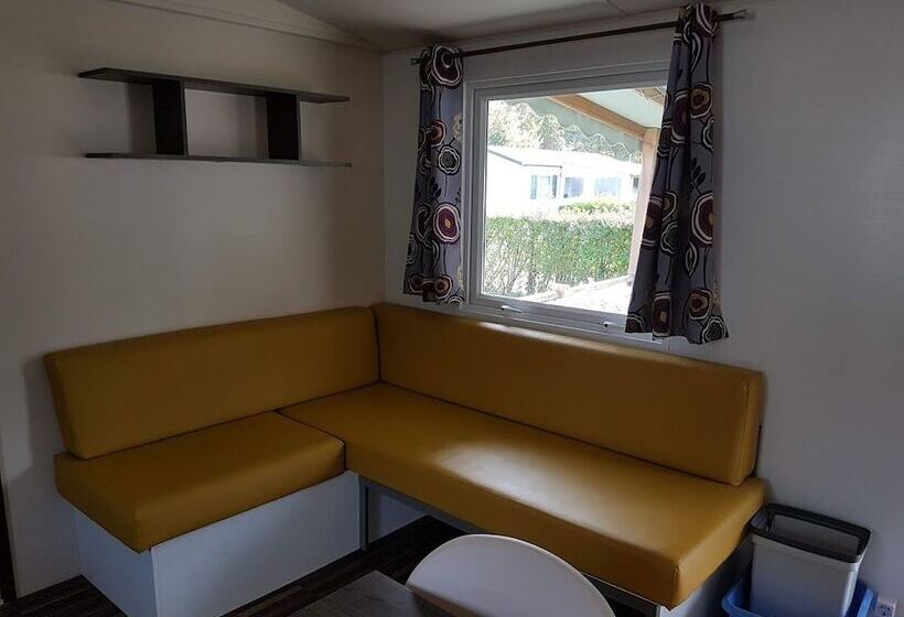 בית מלון כפרי Camping Maeva Respire La Comtesse