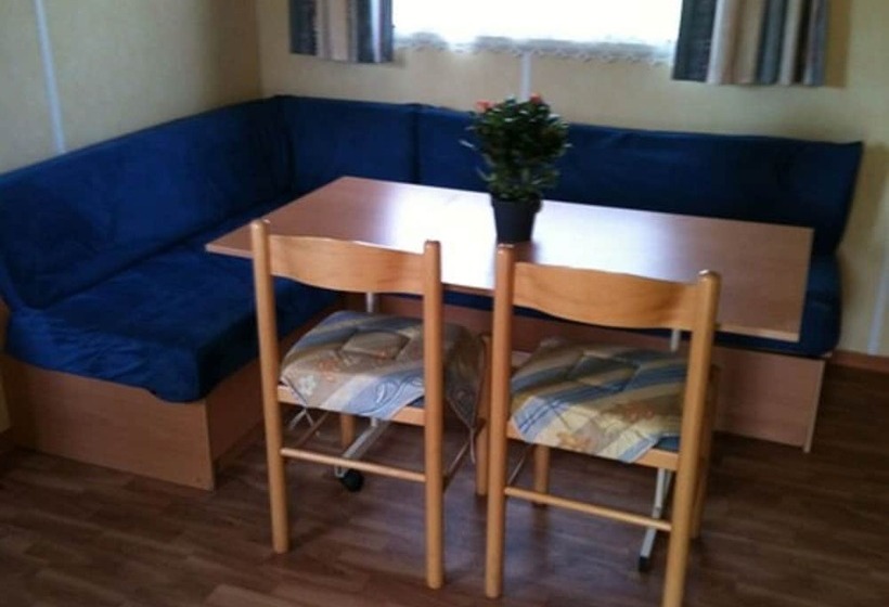 فندق Camping Les étoiles