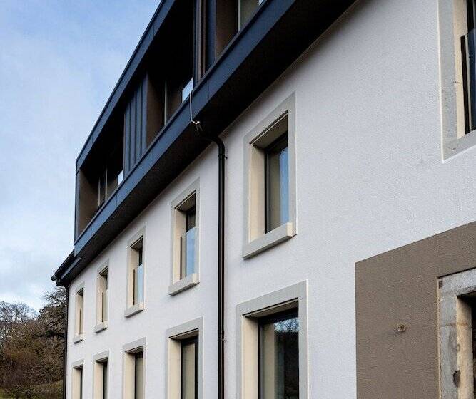 בית מלון כפרי De L'ours Preles