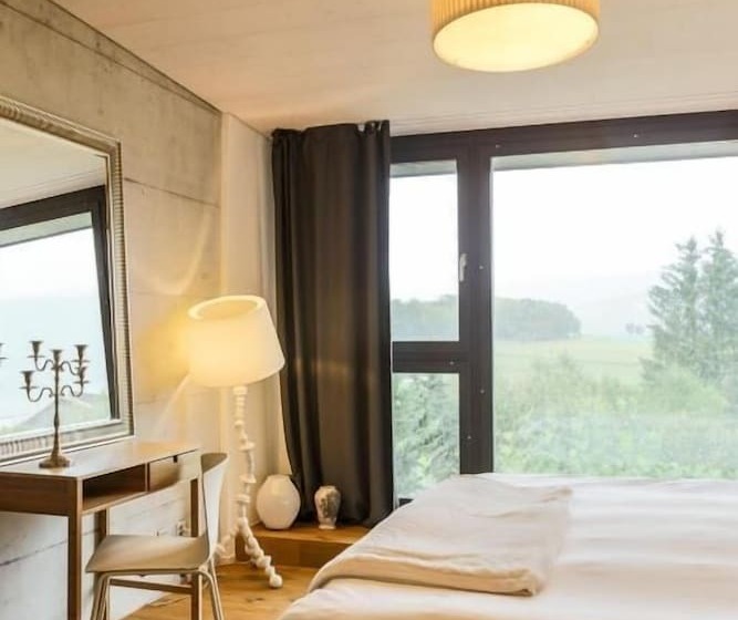 בית מלון כפרי De L'ours Preles