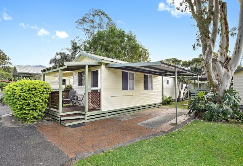 בית מלון כפרי Dunbogan Caravan Park