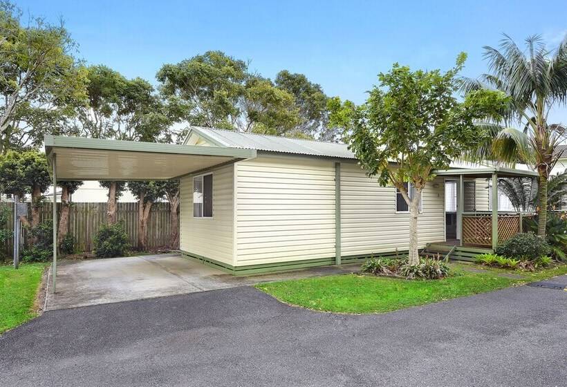 בית מלון כפרי Dunbogan Caravan Park