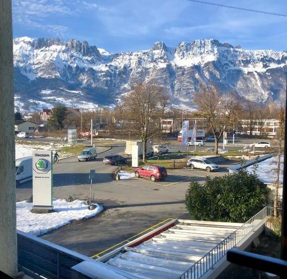 בית מלון כפרי Hecht