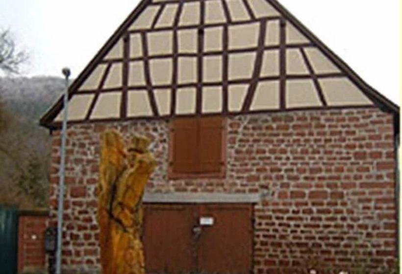 호텔 Landgasthaus Zum Hirsch