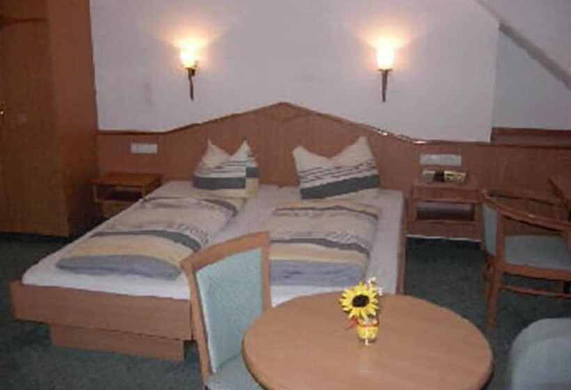 ホテル Landgasthaus Zum Hirsch