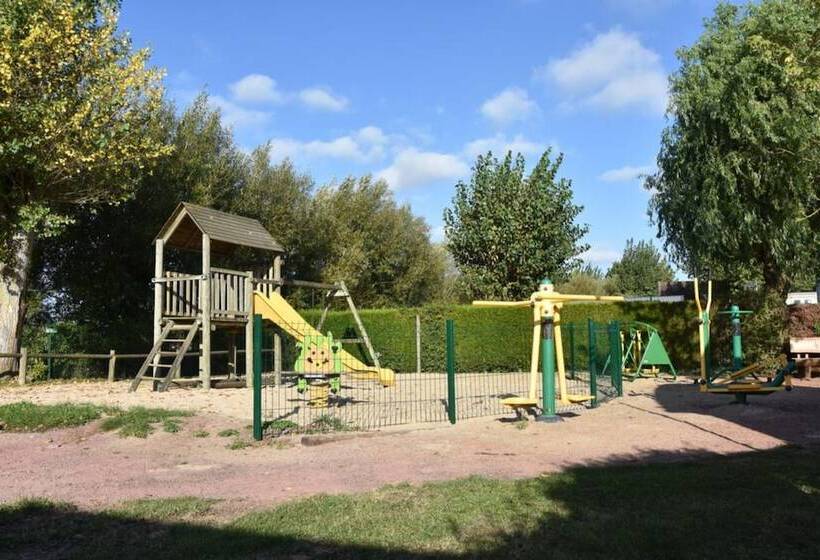 فندق Le Camp Des Roses