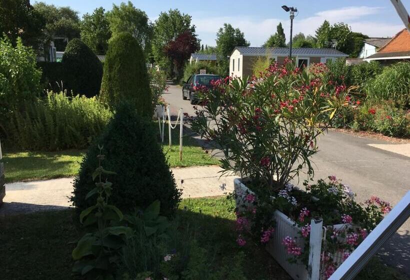 فندق Le Camp Des Roses