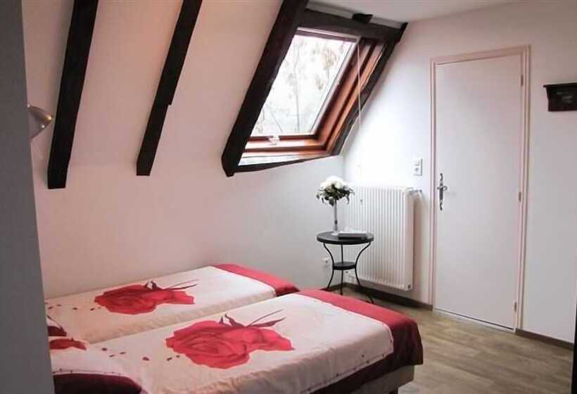 בית מלון כפרי Le Clos De Banes