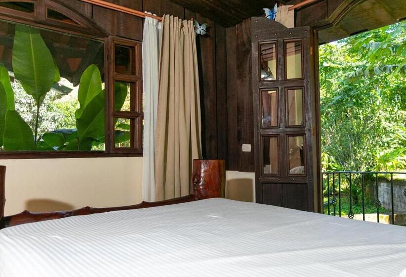 فندق Malekus Mountain Lodge