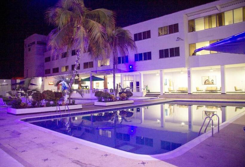 فندق Mall Santana Del Río